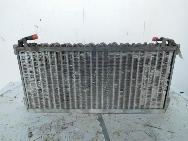 Liebherr Airco Condenser - Airco onderdeel: afbeelding 1 Liebherr Airco Condenser - Airco onderdeel: afbeelding 1