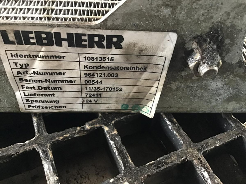 Liebherr Airco Condensor - Airco onderdeel: afbeelding 1 Liebherr Airco Condensor - Airco onderdeel: afbeelding 1