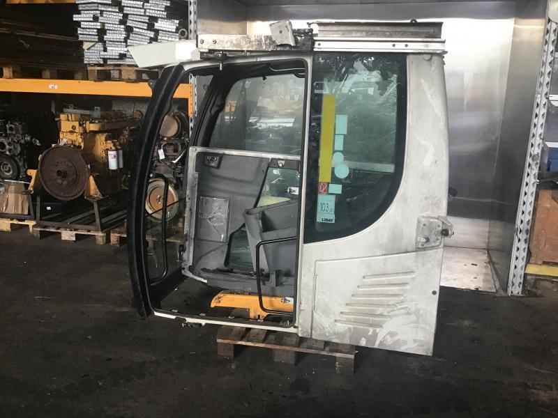 Liebherr Cabin - Cabine voor Bouwmachine: afbeelding 1 Liebherr Cabin - Cabine voor Bouwmachine: afbeelding 1