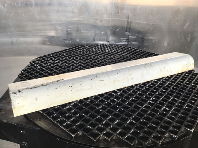 Liebherr Covering Right - Bumper: afbeelding 1 Liebherr Covering Right - Bumper: afbeelding 1