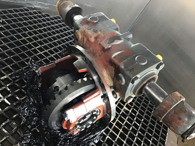 Liebherr Differential - Differentieel: afbeelding 4 Liebherr Differential - Differentieel: afbeelding 4