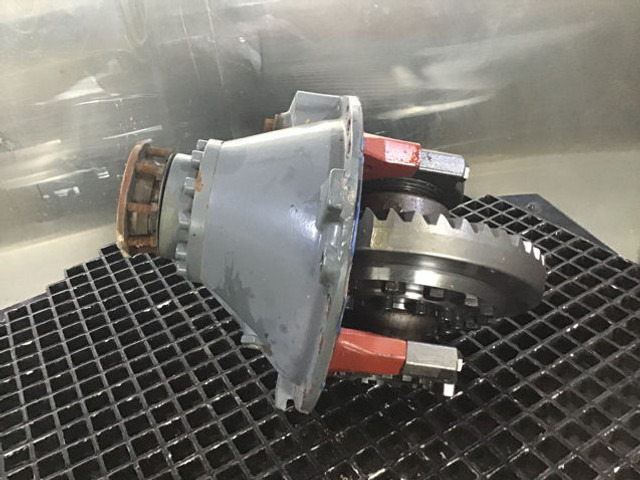 Liebherr Differential - Differentieel: afbeelding 3 Liebherr Differential - Differentieel: afbeelding 3