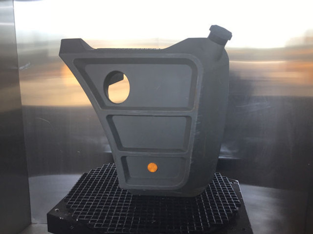 Liebherr Fuel Tank - Brandstoftank: afbeelding 2 Liebherr Fuel Tank - Brandstoftank: afbeelding 2