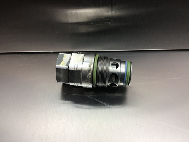 Liebherr Non-return Valve - Motor en onderdelen: afbeelding 1 Liebherr Non-return Valve - Motor en onderdelen: afbeelding 1