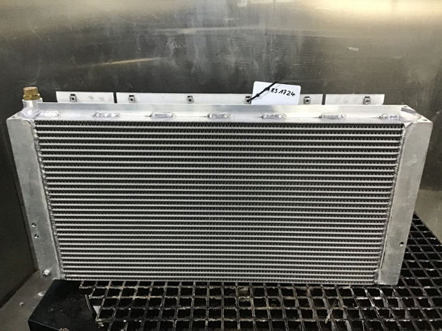 Liebherr Oil Cooler - Oliekoeler: afbeelding 2 Liebherr Oil Cooler - Oliekoeler: afbeelding 2