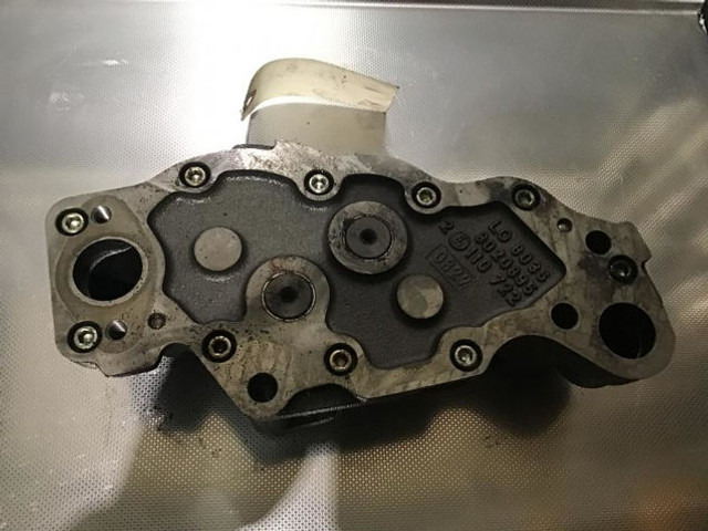 Liebherr Oil Pump - Oliepomp: afbeelding 2 Liebherr Oil Pump - Oliepomp: afbeelding 2