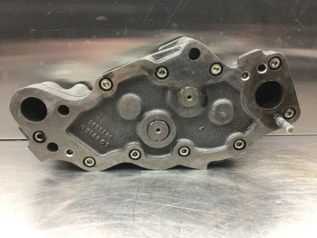 Liebherr Oil Pump - Oliepomp: afbeelding 4 Liebherr Oil Pump - Oliepomp: afbeelding 4