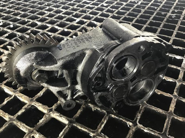 Liebherr Oil Pump - Oliepomp: afbeelding 3 Liebherr Oil Pump - Oliepomp: afbeelding 3