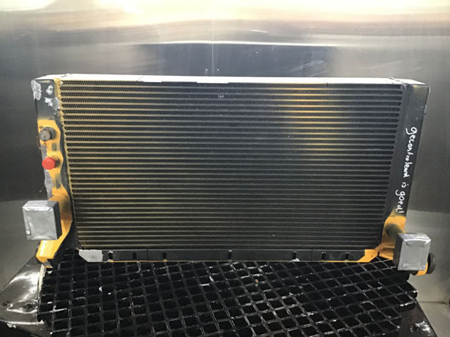 Liebherr Oilcooler - Oliekoeler: afbeelding 2 Liebherr Oilcooler - Oliekoeler: afbeelding 2