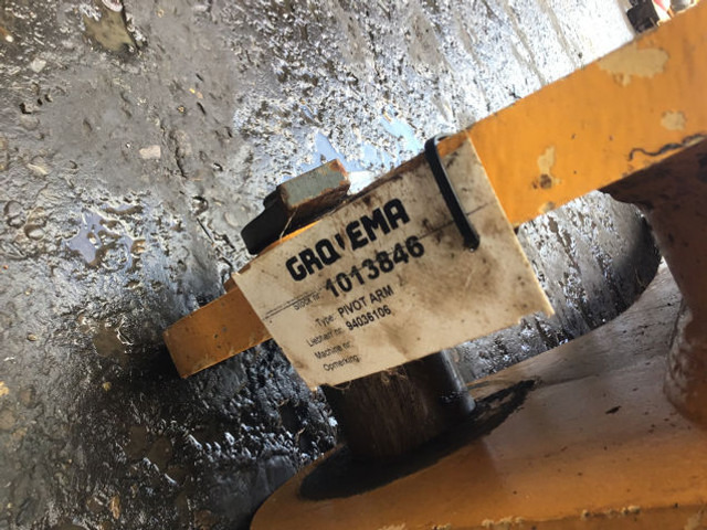 Liebherr Pivot Arm - Snelwissel: afbeelding 1 Liebherr Pivot Arm - Snelwissel: afbeelding 1