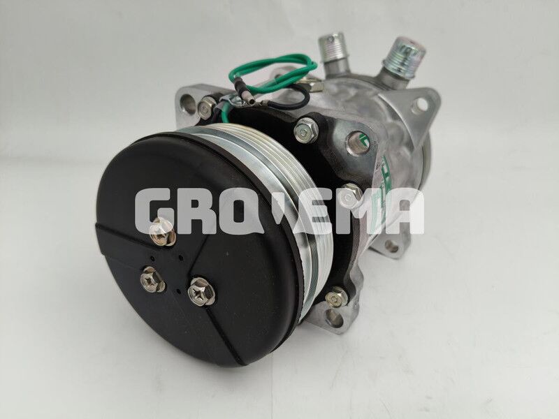 Liebherr R922 / R926 COMP / R926 K-LC / R922 Li - Airco compressor: afbeelding 2 Liebherr R922 / R926 COMP / R926 K-LC / R922 Li - Airco compressor: afbeelding 2