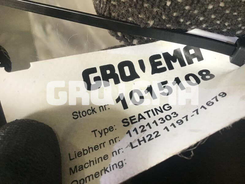 Liebherr R926 COMP / R946 LC / R946 LC-V / R946 NLC / R946 S-HD / R950 / R950 LC-V / R950 S-HD / R922 LC / R926 LC / R920 LC / R920 NLC / - Zitplaats: afbeelding 3 Liebherr R926 COMP / R946 LC / R946 LC-V / R946 NLC / R946 S-HD / R950 / R950 LC-V / R950 S-HD / R922 LC / R926 LC / R920 LC / R920 NLC / - Zitplaats: afbeelding 3