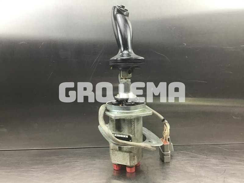 Liebherr R946 LC / R946 NLC / R924 COMPACT - Hydraulica: afbeelding 1 Liebherr R946 LC / R946 NLC / R924 COMPACT - Hydraulica: afbeelding 1