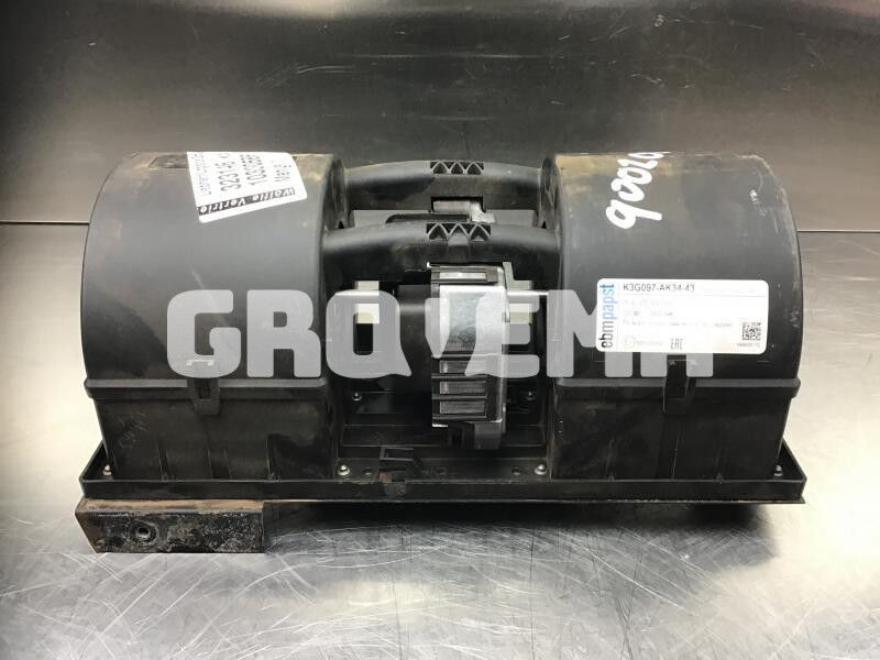 Liebherr R946 LC / R946 NLC / R956 / R976 / R926 LC / R920 / R920 LC - Interieurventilator: afbeelding 1 Liebherr R946 LC / R946 NLC / R956 / R976 / R926 LC / R920 / R920 LC - Interieurventilator: afbeelding 1