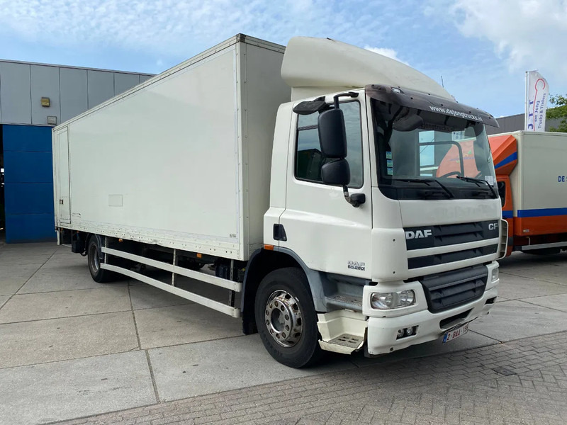 DAF CF 65.250 Closed Box / Euro 5 / Dhollandia - Bakwagen: afbeelding 3 DAF CF 65.250 Closed Box / Euro 5 / Dhollandia - Bakwagen: afbeelding 3