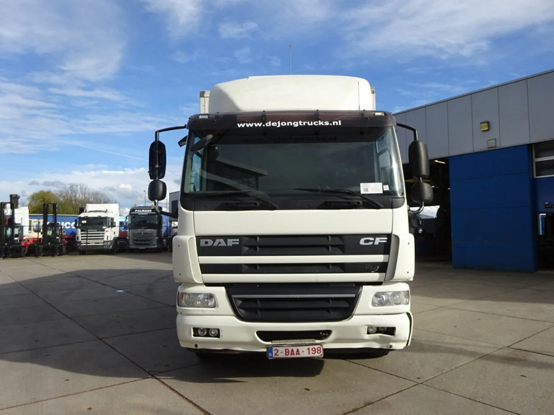 DAF CF 65.250 Closed Box / Euro 5 / Dhollandia - Bakwagen: afbeelding 2 DAF CF 65.250 Closed Box / Euro 5 / Dhollandia - Bakwagen: afbeelding 2