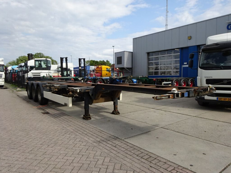 Kögel SW24 Container Chassis / 2x Extendable / BPW + Drum - Containertransporter/ Wissellaadbak oplegger: afbeelding 4 Kögel SW24 Container Chassis / 2x Extendable / BPW + Drum - Containertransporter/ Wissellaadbak oplegger: afbeelding 4