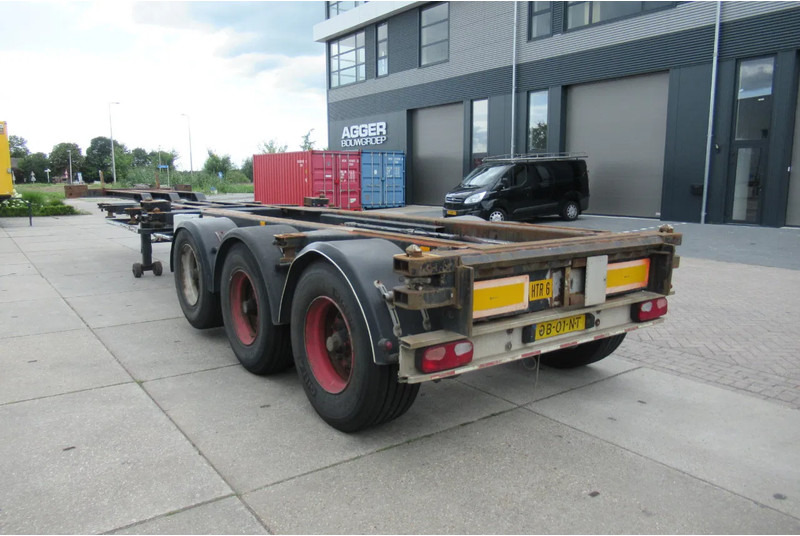 Renders Container Chassis / Extendable on rear / BPW + drum - Containertransporter/ Wissellaadbak oplegger: afbeelding 2 Renders Container Chassis / Extendable on rear / BPW + drum - Containertransporter/ Wissellaadbak oplegger: afbeelding 2
