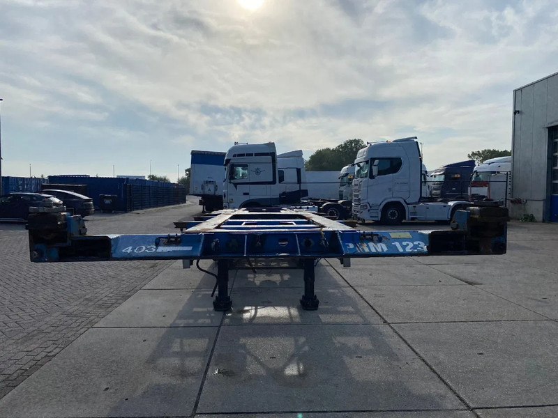 Renders Container chassis / Mercedes + Disc / 1x Lift Axle / 1x Extendable - Containertransporter/ Wissellaadbak oplegger: afbeelding 5 Renders Container chassis / Mercedes + Disc / 1x Lift Axle / 1x Extendable - Containertransporter/ Wissellaadbak oplegger: afbeelding 5