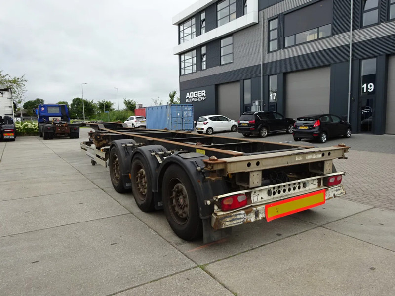 Schmitz Cargobull SCF 27 / SAF + Disc / 1x Extendable / 1x Lift Axle - Containertransporter/ Wissellaadbak oplegger: afbeelding 3 Schmitz Cargobull SCF 27 / SAF + Disc / 1x Extendable / 1x Lift Axle - Containertransporter/ Wissellaadbak oplegger: afbeelding 3
