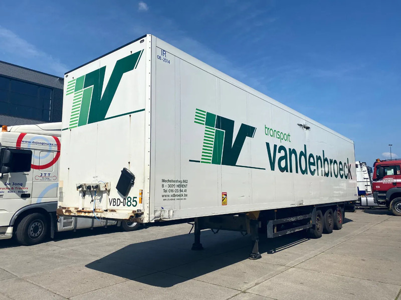 Schmitz Cargobull SKO24 / Isolated Closed Box / SAF + Disc - Koelwagen oplegger: afbeelding 4 Schmitz Cargobull SKO24 / Isolated Closed Box / SAF + Disc - Koelwagen oplegger: afbeelding 4