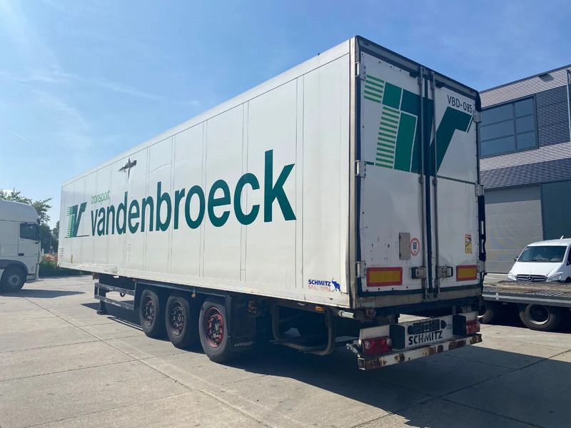 Schmitz Cargobull SKO24 / Isolated Closed Box / SAF + Disc - Koelwagen oplegger: afbeelding 3 Schmitz Cargobull SKO24 / Isolated Closed Box / SAF + Disc - Koelwagen oplegger: afbeelding 3
