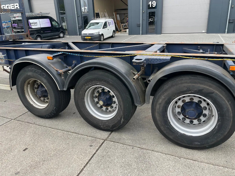Containertransporter/ Wissellaadbak oplegger Van Hool 20 FT Tipping chassis / kiepchassis: afbeelding 9