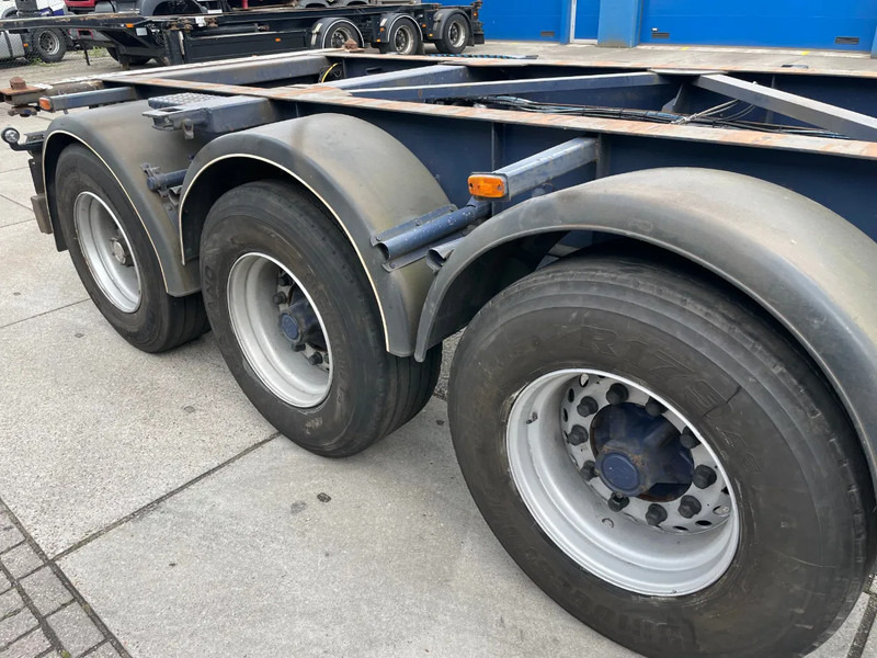 Containertransporter/ Wissellaadbak oplegger Van Hool 20 FT Tipping chassis / kiepchassis: afbeelding 8