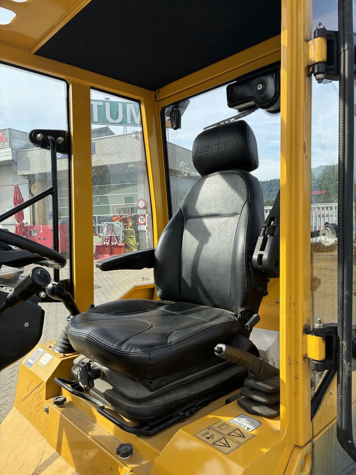 Eurotrac Eurotrac W13 - Kniklader: afbeelding 4 Eurotrac Eurotrac W13 - Kniklader: afbeelding 4