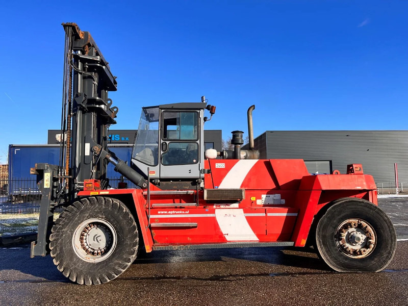 Kalmar DCD 320-12 LB - Diesel heftruck: afbeelding 2 Kalmar DCD 320-12 LB - Diesel heftruck: afbeelding 2