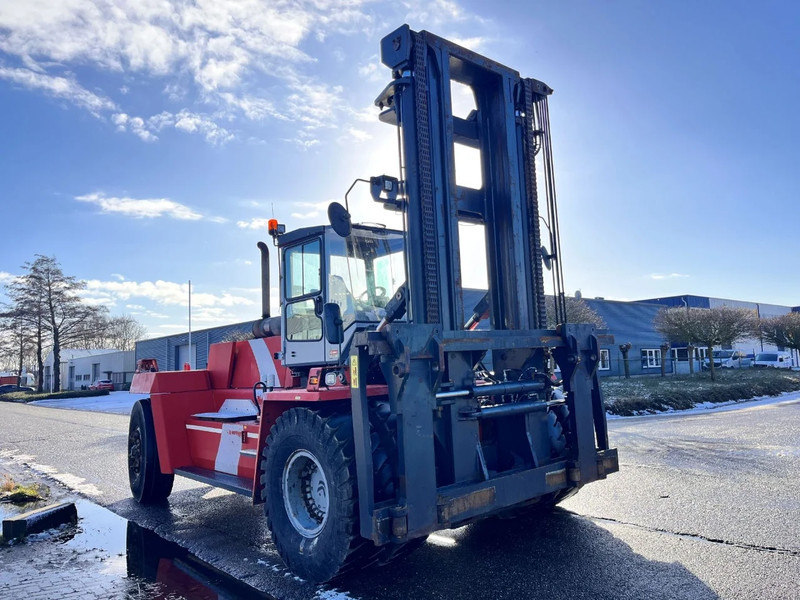 Kalmar DCD 320-12 LB - Diesel heftruck: afbeelding 3 Kalmar DCD 320-12 LB - Diesel heftruck: afbeelding 3
