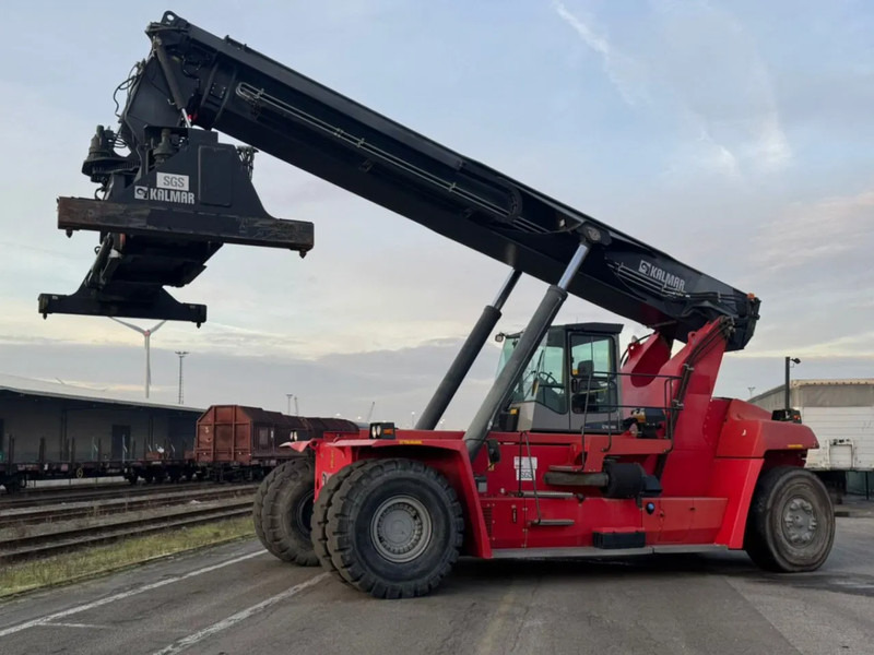 Kalmar DRF450-65S5 - Reach stacker: afbeelding 1 Kalmar DRF450-65S5 - Reach stacker: afbeelding 1