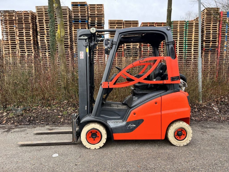 Linde H18T-01 - LPG heftruck: afbeelding 2 Linde H18T-01 - LPG heftruck: afbeelding 2