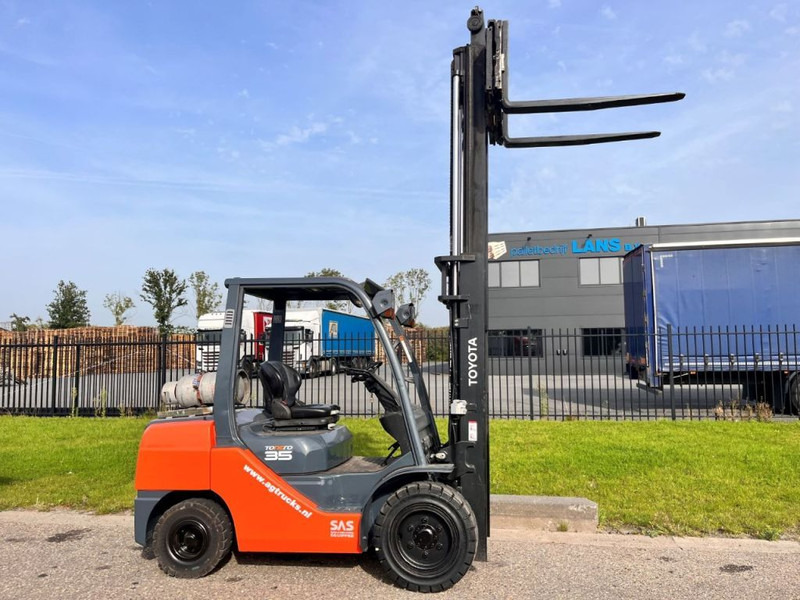 Toyota 02- 8FGJF35 - LPG heftruck: afbeelding 5 Toyota 02- 8FGJF35 - LPG heftruck: afbeelding 5