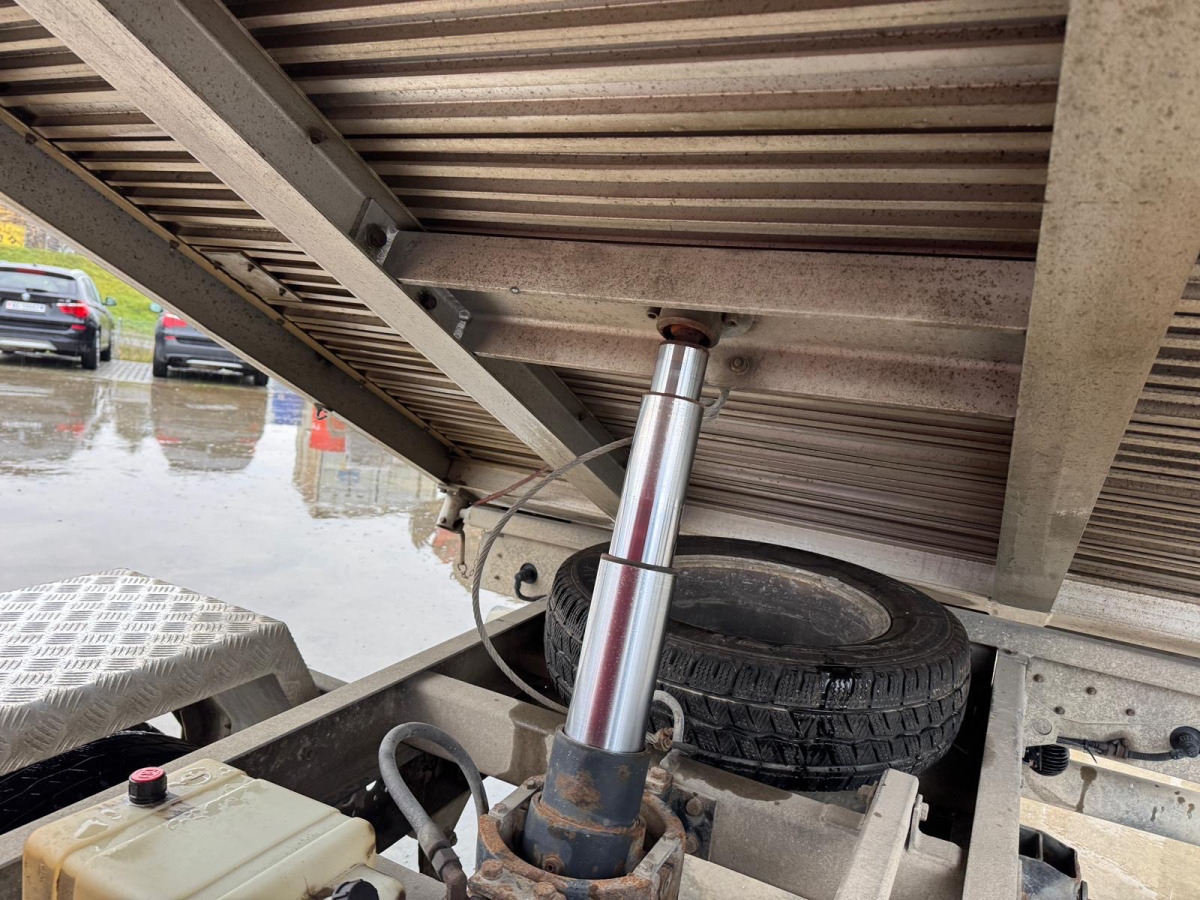 Kipper bestelwagen, Bestelwagen met dubbele cabine IVECO 35C15 Daily 4x2: afbeelding 10 Kipper bestelwagen, Bestelwagen met dubbele cabine IVECO 35C15 Daily 4x2: afbeelding 10