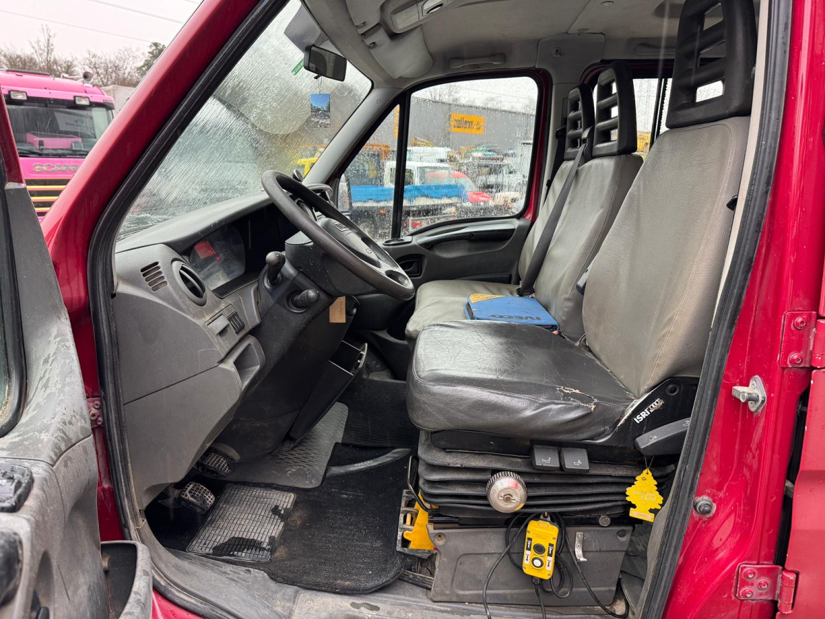 Kipper bestelwagen, Bestelwagen met dubbele cabine IVECO 35C15 Daily 4x2: afbeelding 13 Kipper bestelwagen, Bestelwagen met dubbele cabine IVECO 35C15 Daily 4x2: afbeelding 13