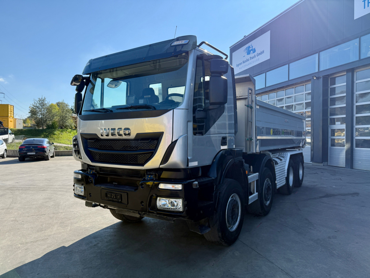 IVECO 500 8x4 Kipper Bordmatik - Kipper vrachtwagen: afbeelding 2 IVECO 500 8x4 Kipper Bordmatik - Kipper vrachtwagen: afbeelding 2