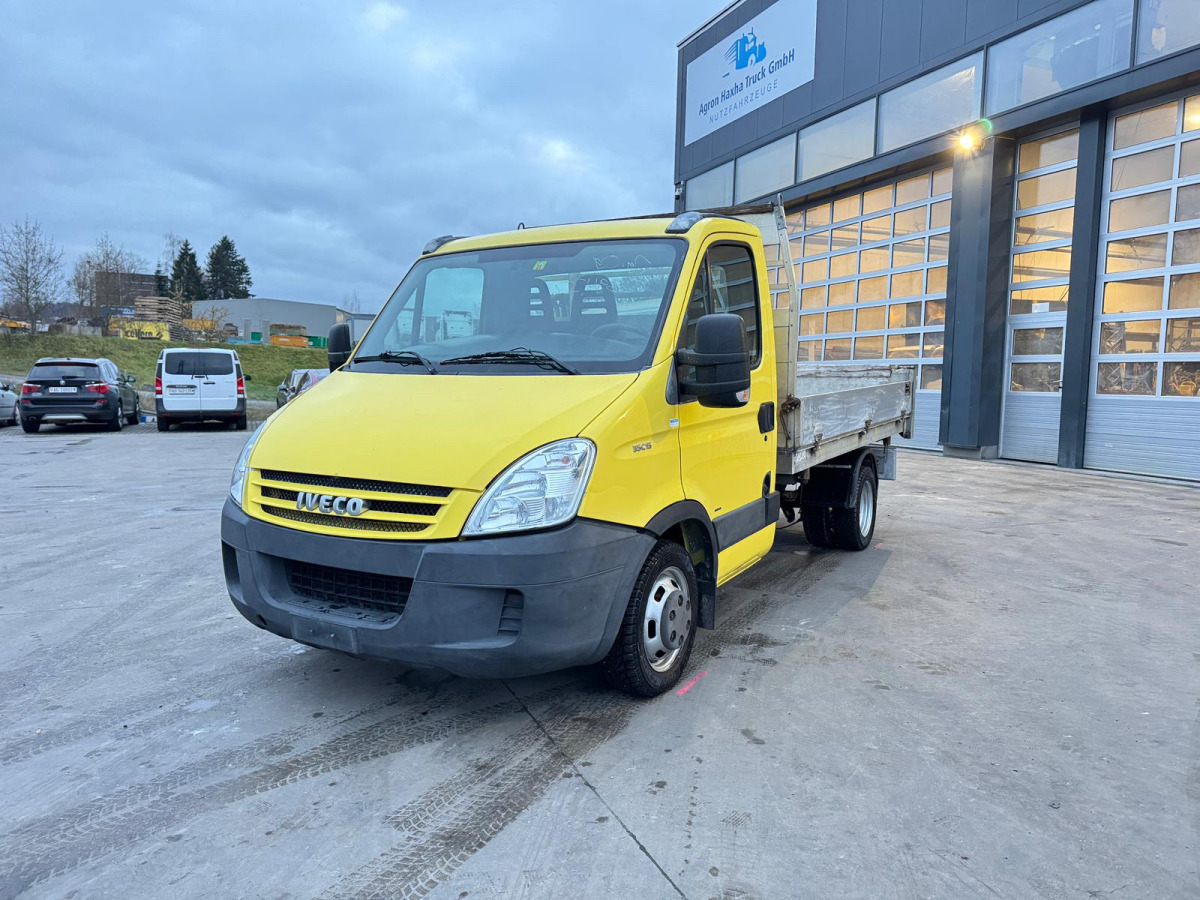 IVECO Daily 35C15 4x2 - Kipper bestelwagen: afbeelding 2 IVECO Daily 35C15 4x2 - Kipper bestelwagen: afbeelding 2