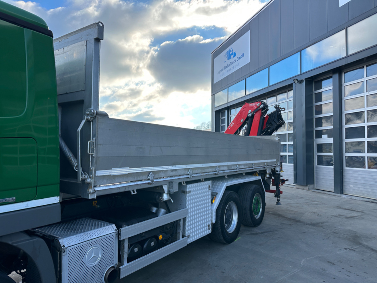 Kipper vrachtwagen, Kraanwagen MERCEDES 2551 V8 6x2 Fassi 185-5 Bj.2020: afbeelding 10 Kipper vrachtwagen, Kraanwagen MERCEDES 2551 V8 6x2 Fassi 185-5 Bj.2020: afbeelding 10