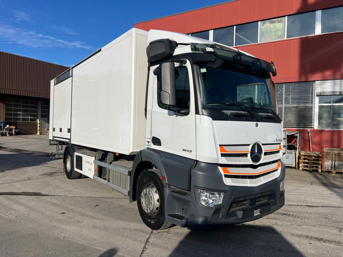 MERCEDES 4x Antos 1843 4x2 Kühler - Koelwagen vrachtwagen: afbeelding 3 MERCEDES 4x Antos 1843 4x2 Kühler - Koelwagen vrachtwagen: afbeelding 3
