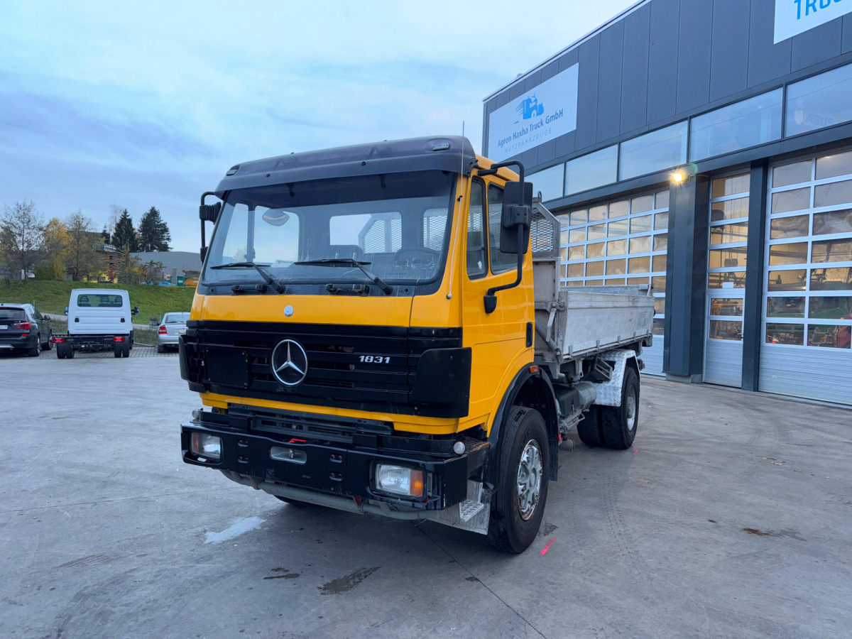 MERCEDES SK 1831 4x2 5m3 Kipper - Kipper vrachtwagen: afbeelding 2 MERCEDES SK 1831 4x2 5m3 Kipper - Kipper vrachtwagen: afbeelding 2