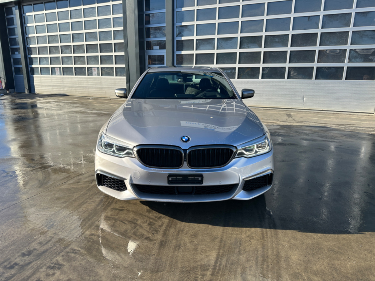 Marke BMW M550D xDrive - Sedan: afbeelding 2 Marke BMW M550D xDrive - Sedan: afbeelding 2