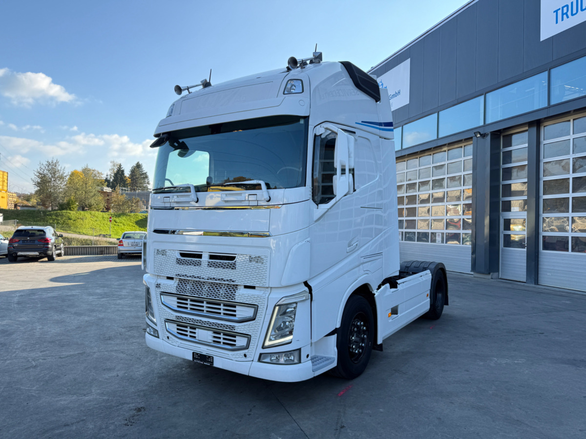 VOLVO FH-500 Standklima XXL 4x2 - Trekker: afbeelding 1 VOLVO FH-500 Standklima XXL 4x2 - Trekker: afbeelding 1