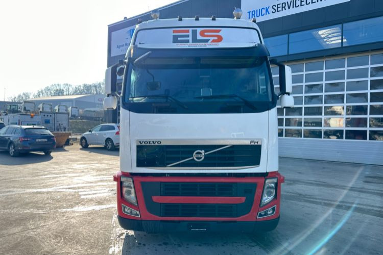 Volvo FH-420 4x2 Lowdeck - Trekker: afbeelding 2 Volvo FH-420 4x2 Lowdeck - Trekker: afbeelding 2