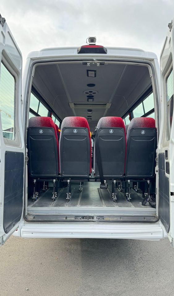 Irisbus Iveco Daily / 23 miejsca / Cena 87000 zł netto - Minibus, Personenvervoer: afbeelding 5 Irisbus Iveco Daily / 23 miejsca / Cena 87000 zł netto - Minibus, Personenvervoer: afbeelding 5