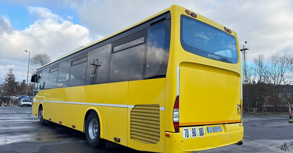 Irisbus Recreo Crosway / KLIMATYZACJA/ 59+1 miejsc/ tector / CENA: 78000zł netto - Streekbus: afbeelding 3 Irisbus Recreo Crosway / KLIMATYZACJA/ 59+1 miejsc/ tector / CENA: 78000zł netto - Streekbus: afbeelding 3