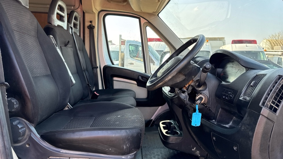 CITROEN RELAY 2.0 BlueHDi H2 Van 130ps Enterprise - Gesloten bestelwagen: afbeelding 5 CITROEN RELAY 2.0 BlueHDi H2 Van 130ps Enterprise - Gesloten bestelwagen: afbeelding 5