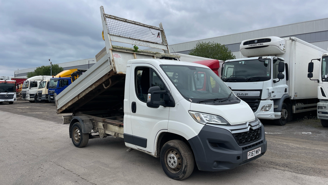 CITROEN RELAY 35 2.0 BLUEHDI ENTERPRISE 130PS - Kipper bestelwagen: afbeelding 1 CITROEN RELAY 35 2.0 BLUEHDI ENTERPRISE 130PS - Kipper bestelwagen: afbeelding 1