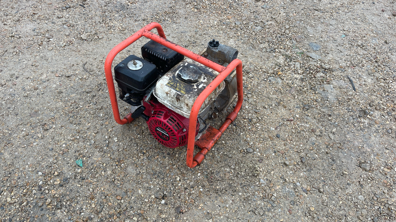 CLARKE CHS2E WATER PUMP - Bouwmaterieel: afbeelding 2 CLARKE CHS2E WATER PUMP - Bouwmaterieel: afbeelding 2