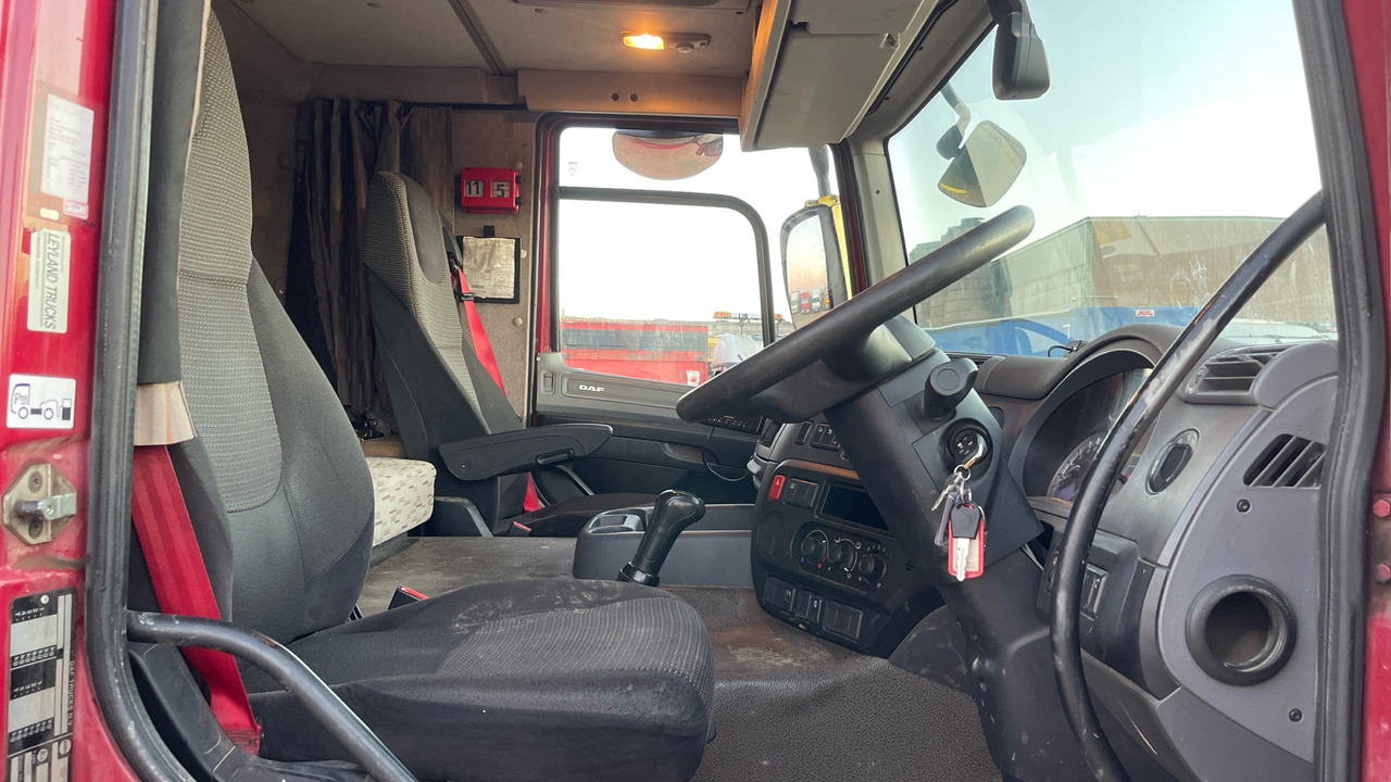 DAF CF 230 - Vrachtwagen met open laadbak: afbeelding 5 DAF CF 230 - Vrachtwagen met open laadbak: afbeelding 5